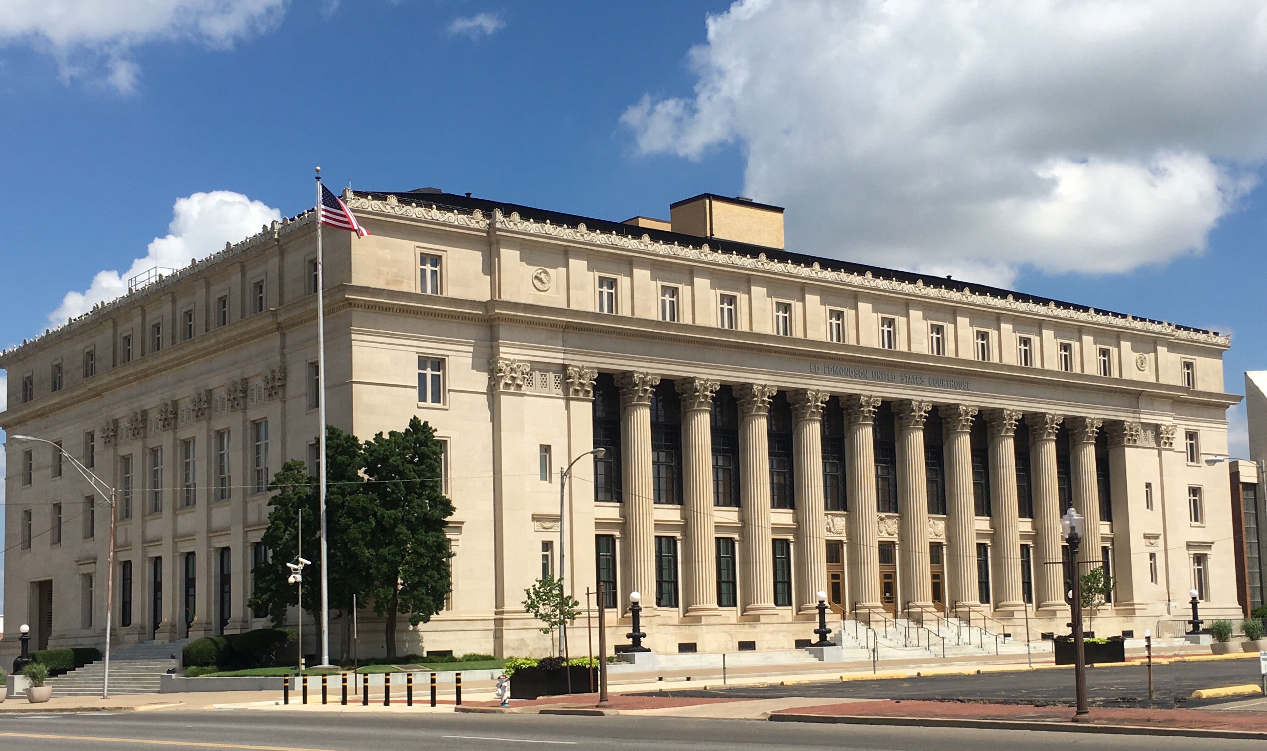 Can Federal Judges Coordinate Immigration Cases? What the Constitution Allows