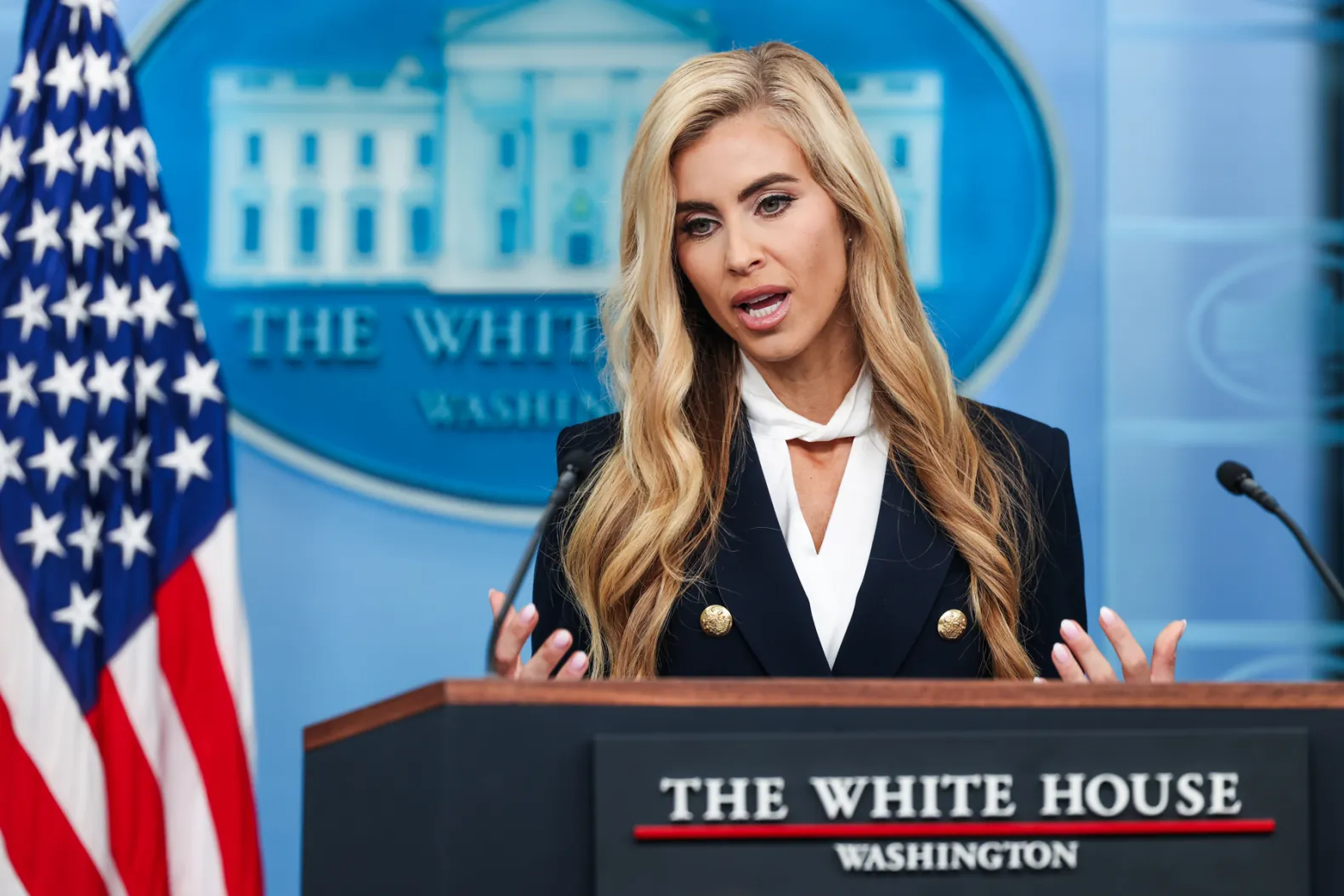Why White House Press Secretaries Get Fired So Fast