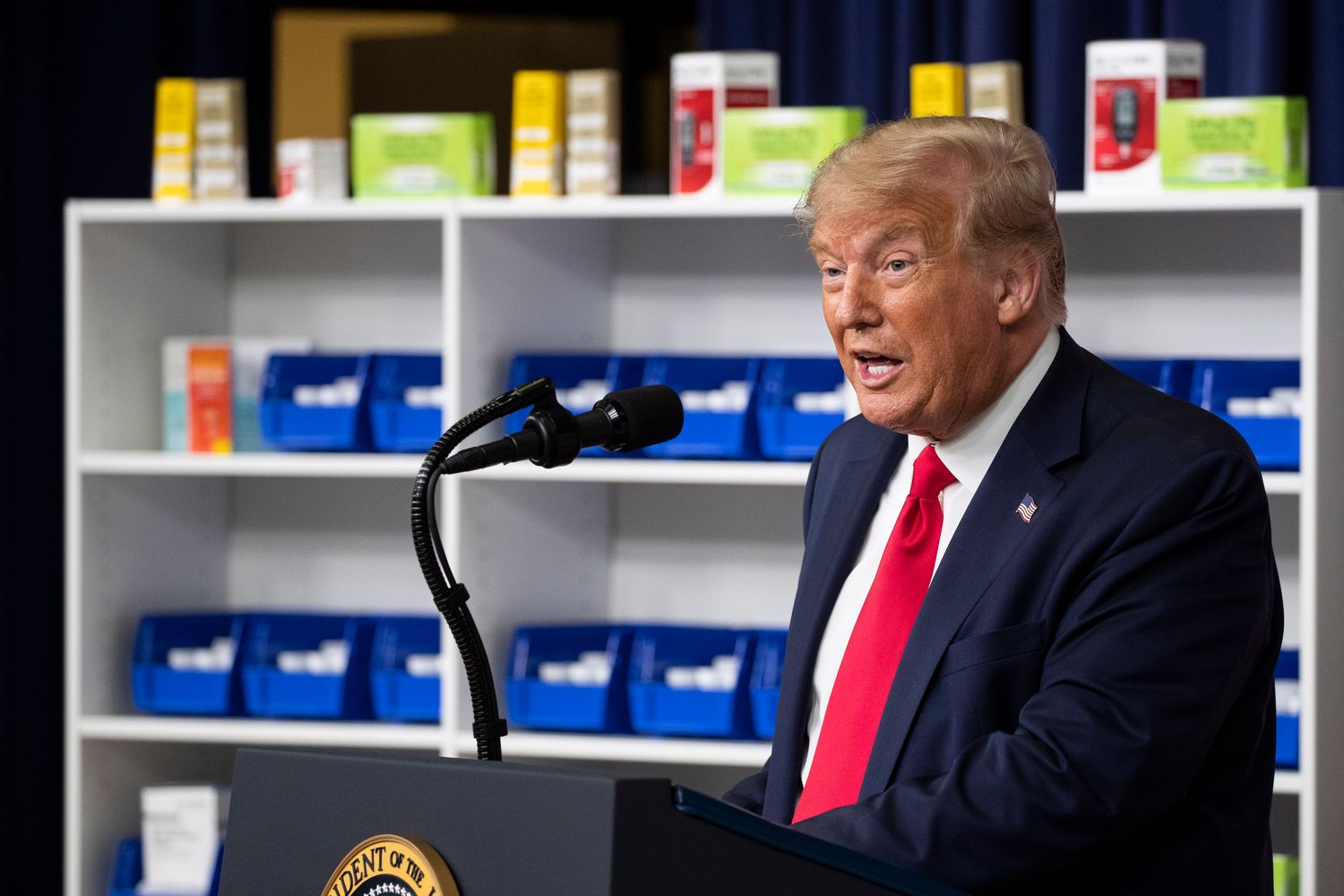 donald trump signing executive order drug prices